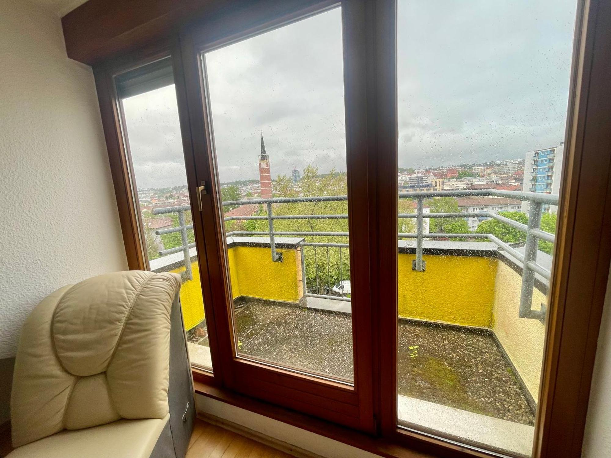 Wunderschoenes Grosses 3 Zimmer Apartament Zentrum Goldstadt Familienfreundlich Mit Garage Pforzheim Exterior photo
