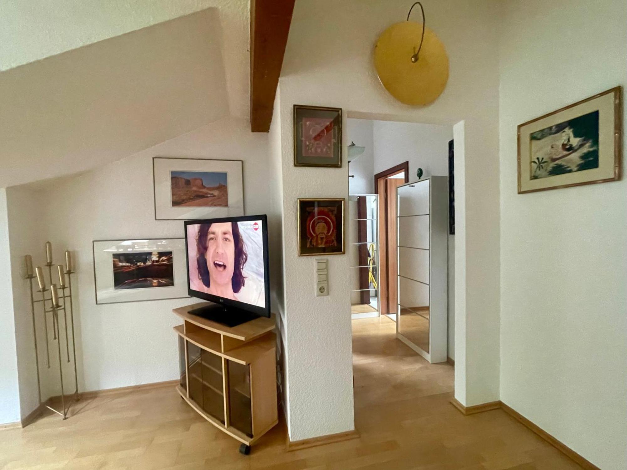 Wunderschoenes Grosses 3 Zimmer Apartament Zentrum Goldstadt Familienfreundlich Mit Garage Pforzheim Exterior photo